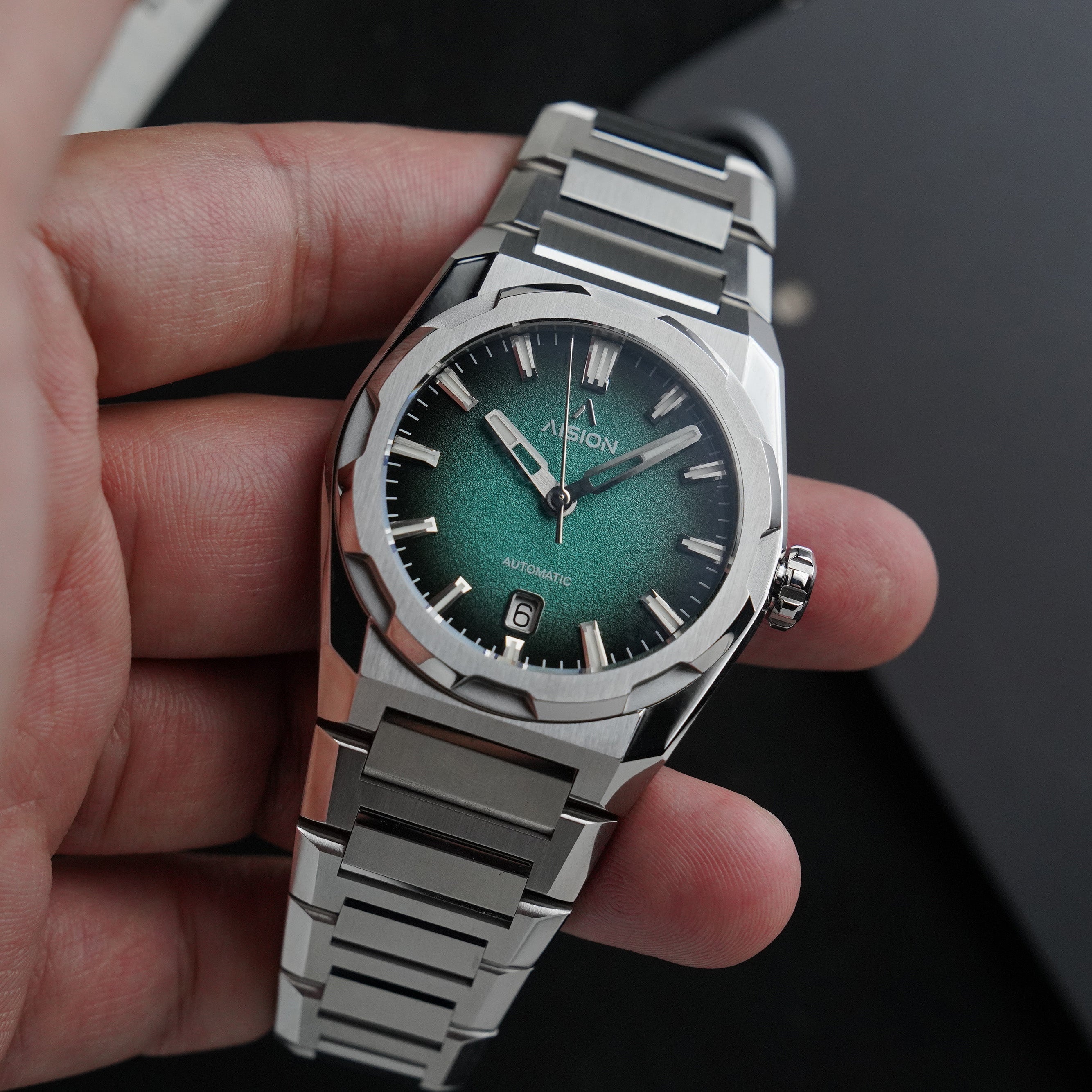 HANG - Green Enamel Dial (lacquer)